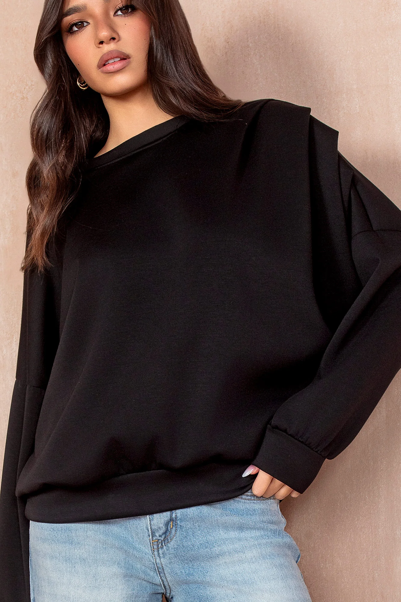 Priscilla Black Oversized Sweatshirt - Enricherlife